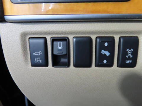 2013 Nissan Armada Platinum