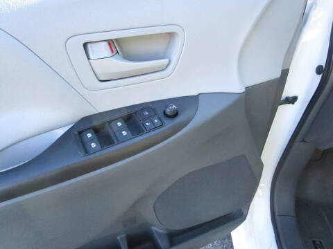 2017 Toyota Sienna L 7-Passenger