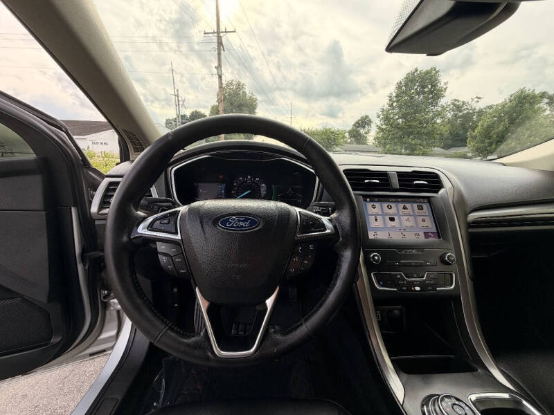 2019 Ford Fusion SEL