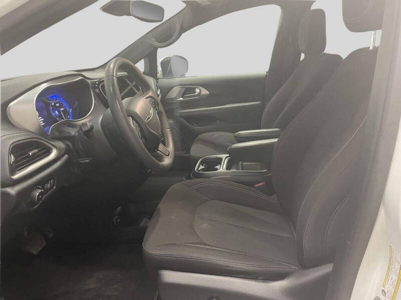 2023 Chrysler Pacifica Touring