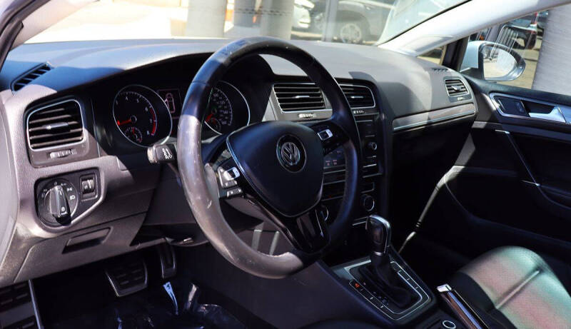 2019 Volkswagen Golf Alltrack