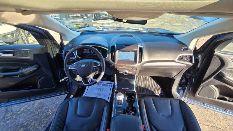 2019 Ford Edge Titanium