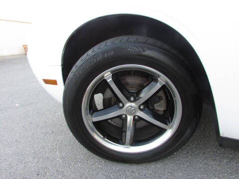 2010 Dodge Challenger SE