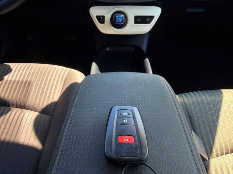 2016 Toyota Prius Two