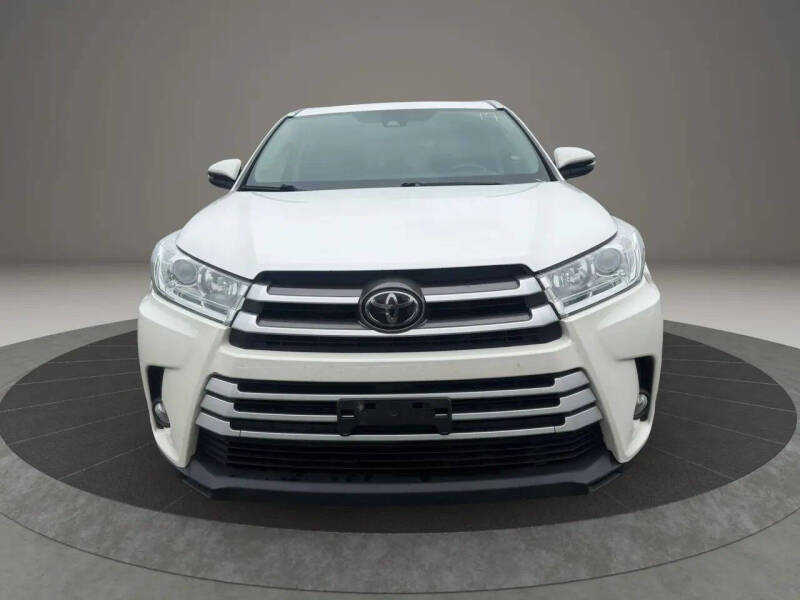 2017 Toyota Highlander