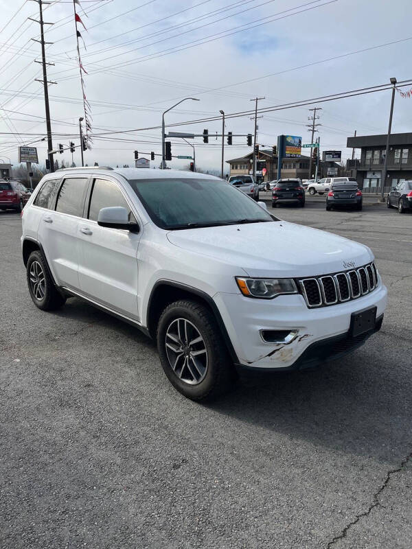 2020 Jeep Grand Cherokee Laredo E