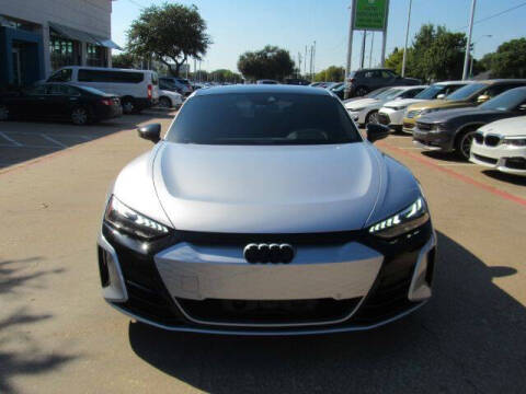 2024 Audi e-tron GT quattro Premium Plus