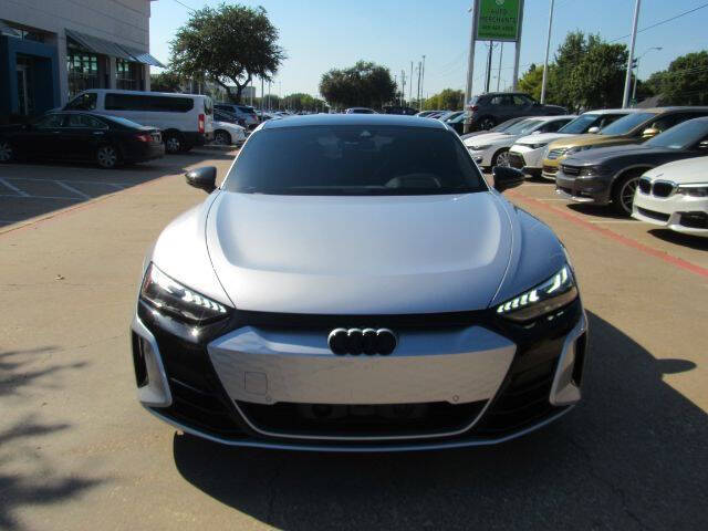 2024 Audi e-tron GT quattro Premium Plus