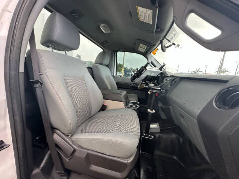 2012 Ford F-550 Super Duty