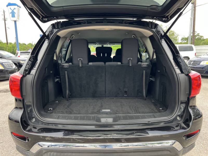 2017 Nissan Pathfinder S