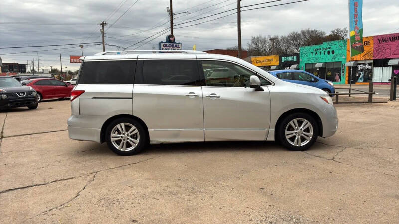 2016 Nissan Quest