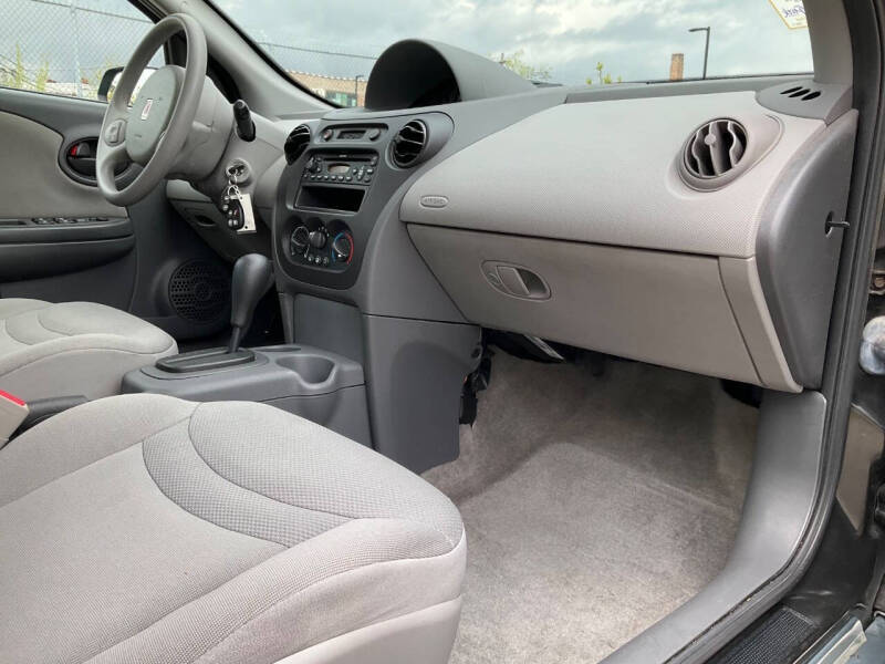 2003 Saturn Ion 2