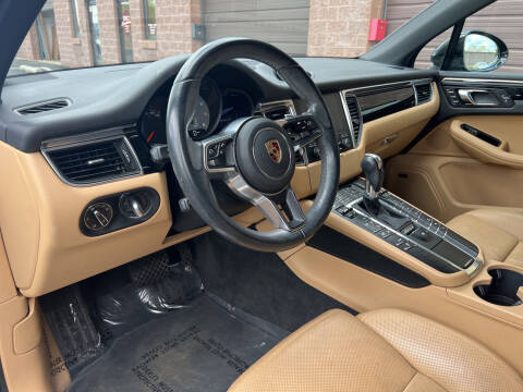 2017 Porsche Macan S