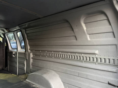 2005 Ford E-Series E-250