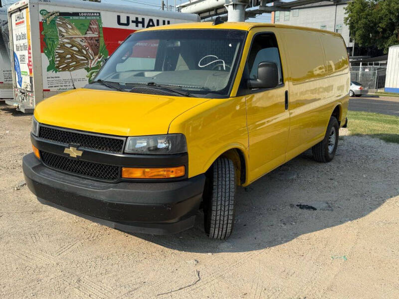 2022 Chevrolet Express 2500
