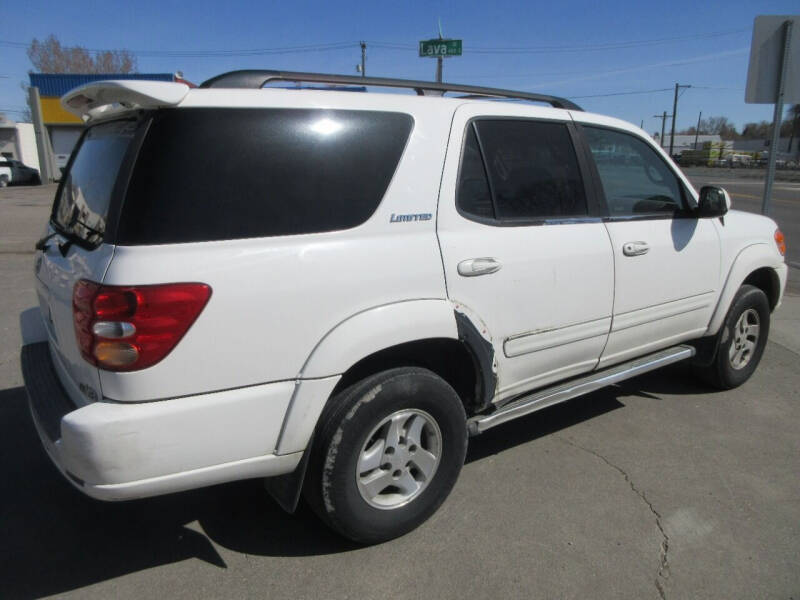 2002 Toyota Sequoia Limited photo 10