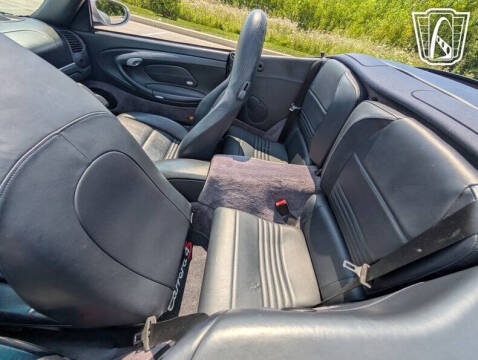 2004 Porsche 911 Carrera 4S
