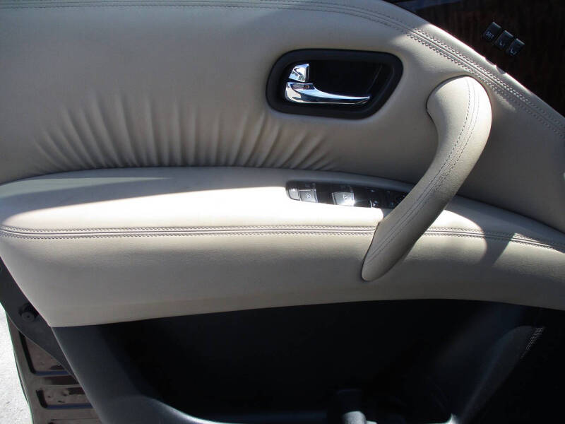 2019 Nissan Armada Platinum