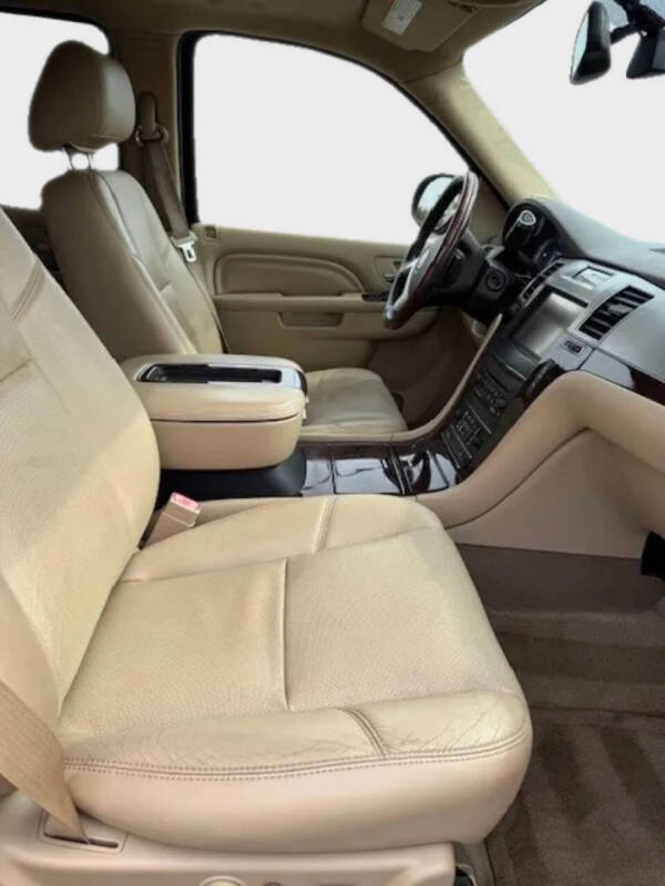 2014 Cadillac Escalade Premium