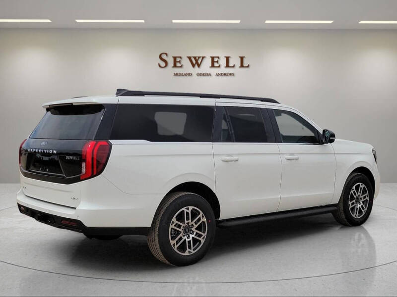2026 Ford Expedition MAX Active