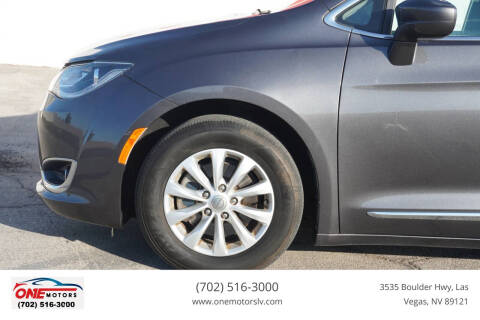 2018 Chrysler Pacifica Touring L