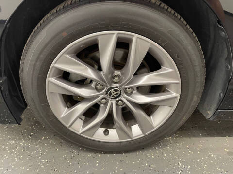 2021 Toyota Avalon XLE