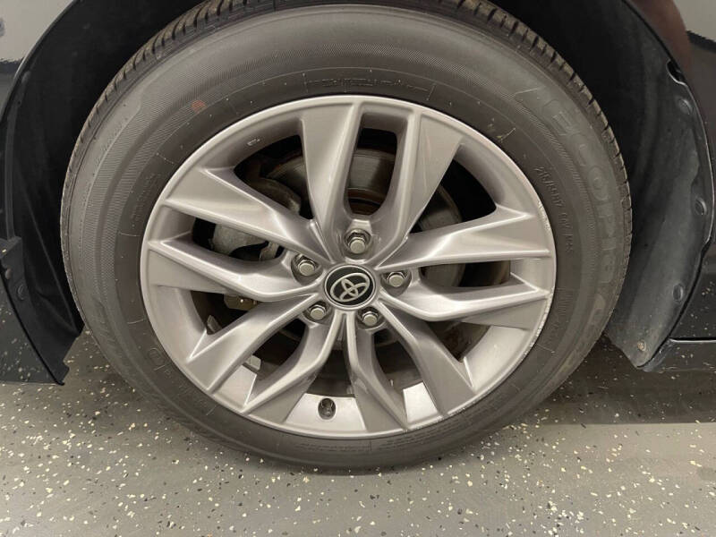 2021 Toyota Avalon XLE