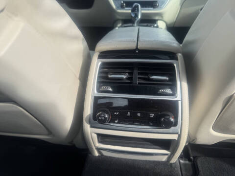 2017 BMW 7 Series 750i