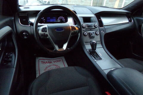 2015 Ford Taurus SEL
