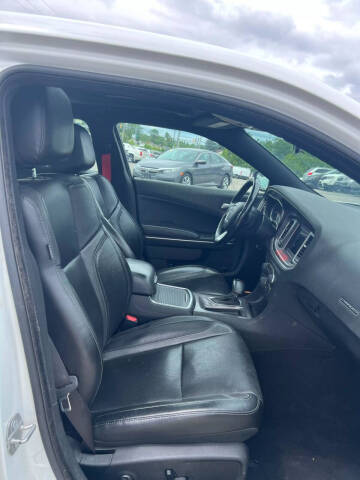 2019 Dodge Charger SXT