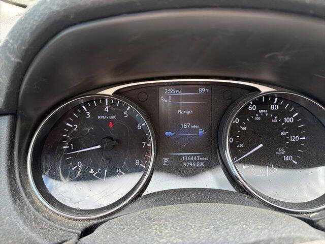 2016 Nissan Rogue SL
