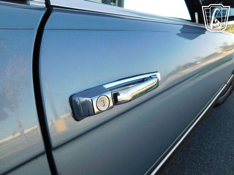 1985 Mercedes-Benz 380-Class 380 SL