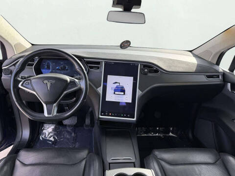 2016 Tesla Model X 90D