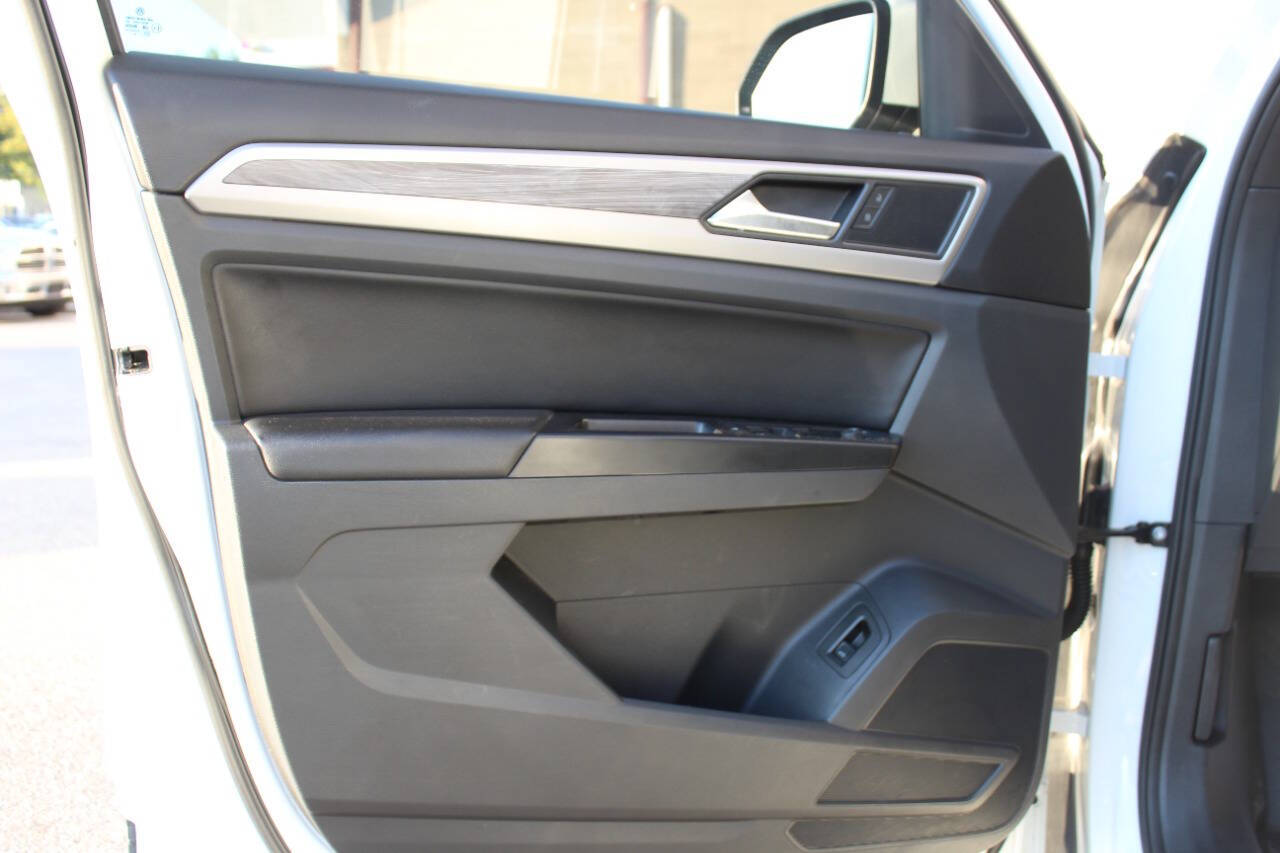 VolkswagenAtlas Cross Sport9