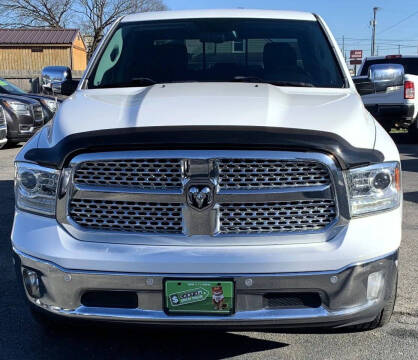 2017 RAM 1500 Laramie