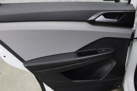 2022 Volkswagen Taos SE 4Motion