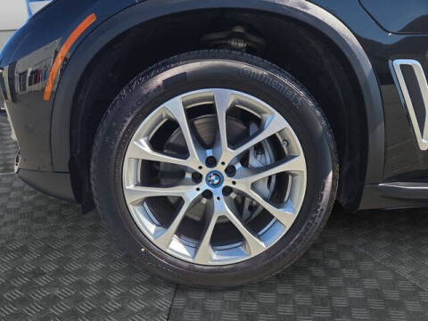 2023 BMW X5 xDrive45e