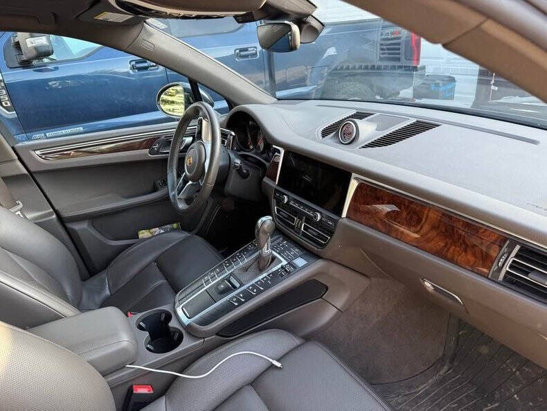 2021 Porsche Macan S