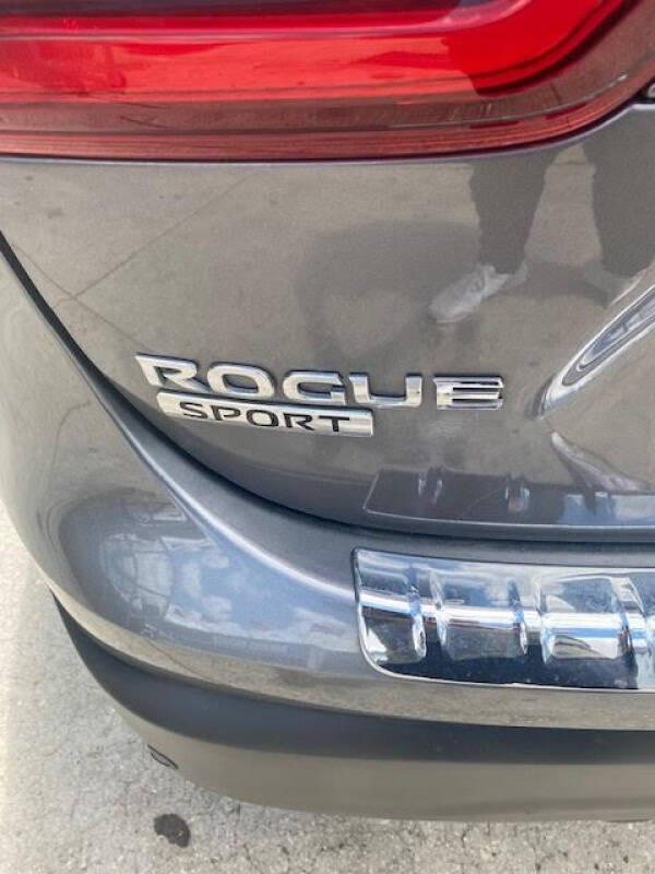 2020 Nissan Rogue Sport SV