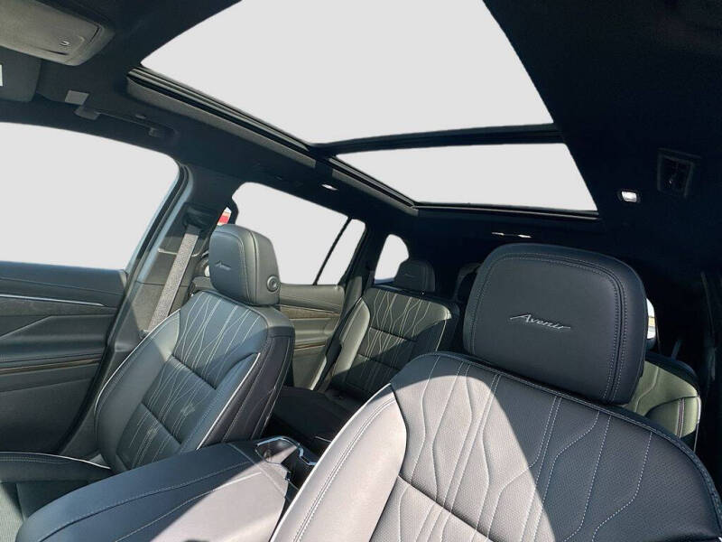 2026 Buick Enclave Avenir