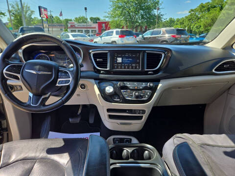 2019 Chrysler Pacifica Touring L