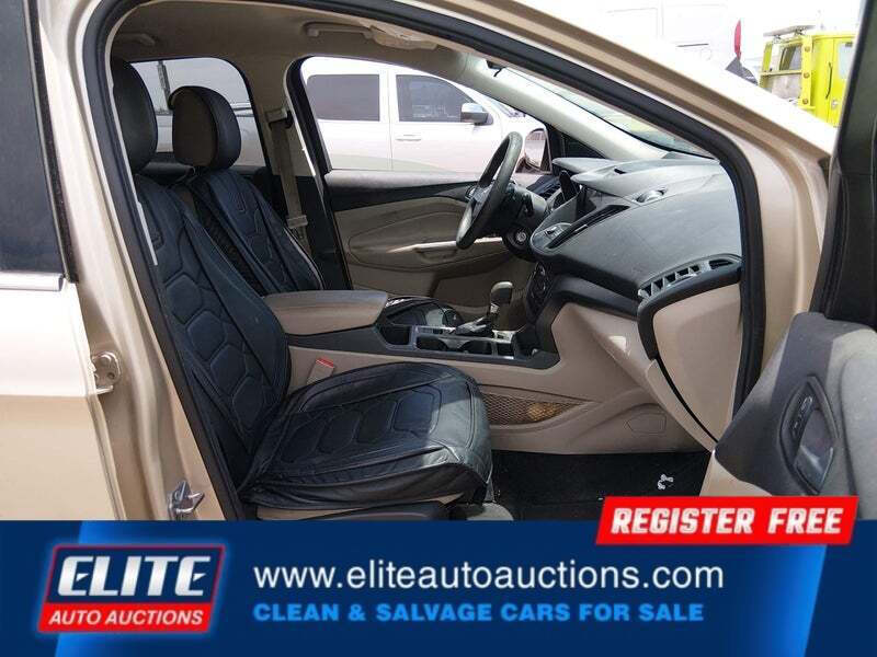 2017 Ford Escape SE