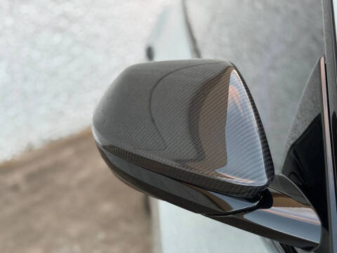 2025 Lamborghini Urus SE