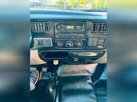 2005 Ford F-650 Super Duty