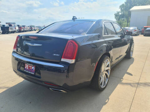 2018 Chrysler 300 Touring