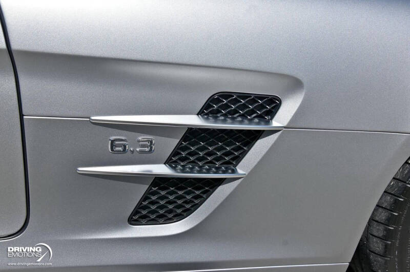 2011 Mercedes-Benz SLS AMG