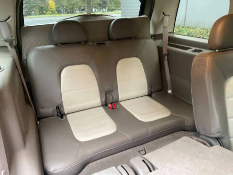 2004 Ford Explorer Eddie Bauer