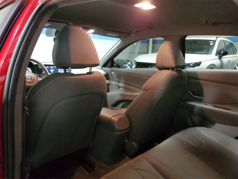 2022 Hyundai Elantra