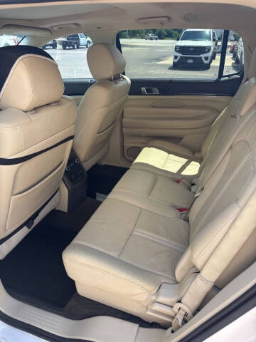 2018 Lincoln MKT Reserve