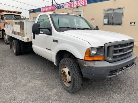2000 Ford F-450 Super Duty for sale at DirtWorx Equipment - Trucks in Woodland WA